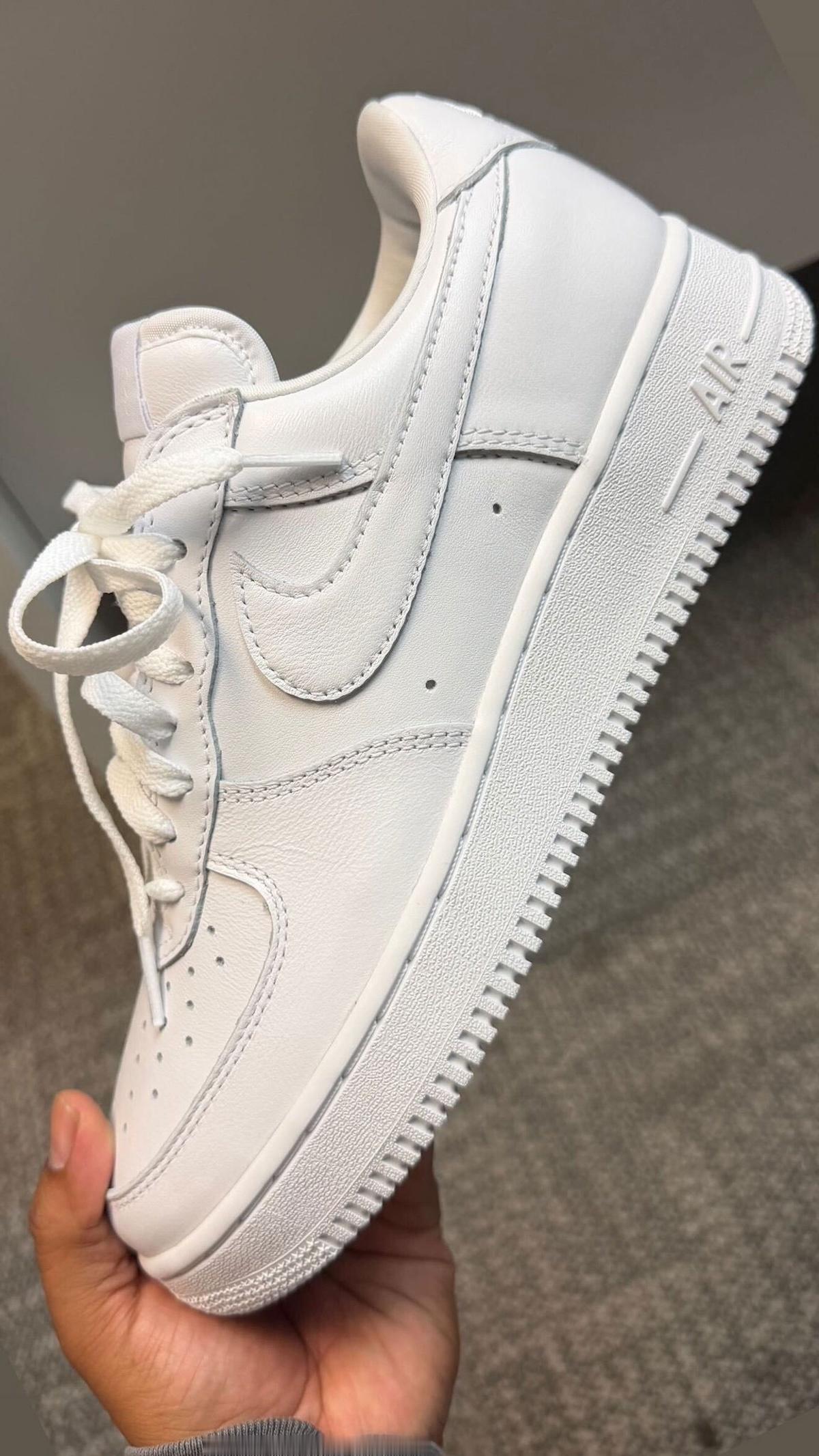Nike Air Force 1 Low ’01  01版型的全白AF1  秋季
