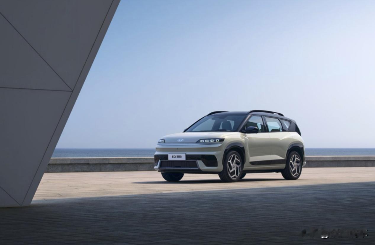 EO羿欧用实际行动告诉你，高品质不该只是高价专利。720°铠甲车身+全车高强钢占