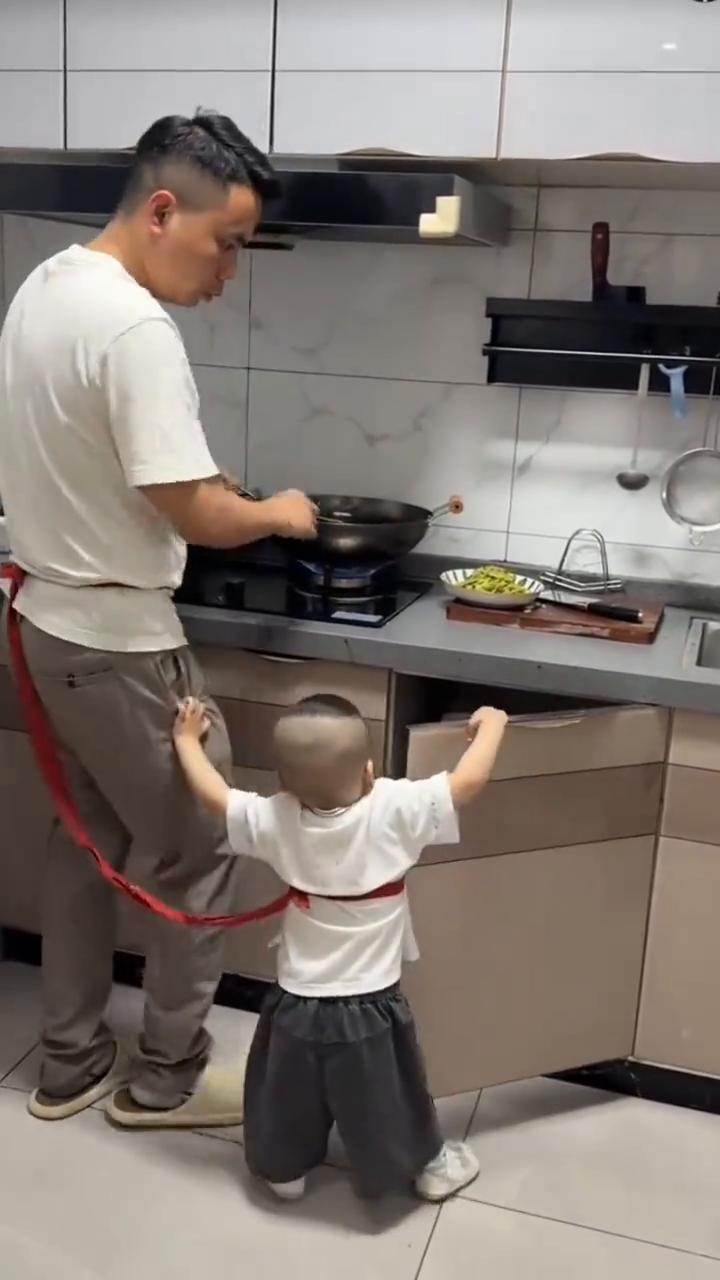 哎呦我的妈，哈哈。