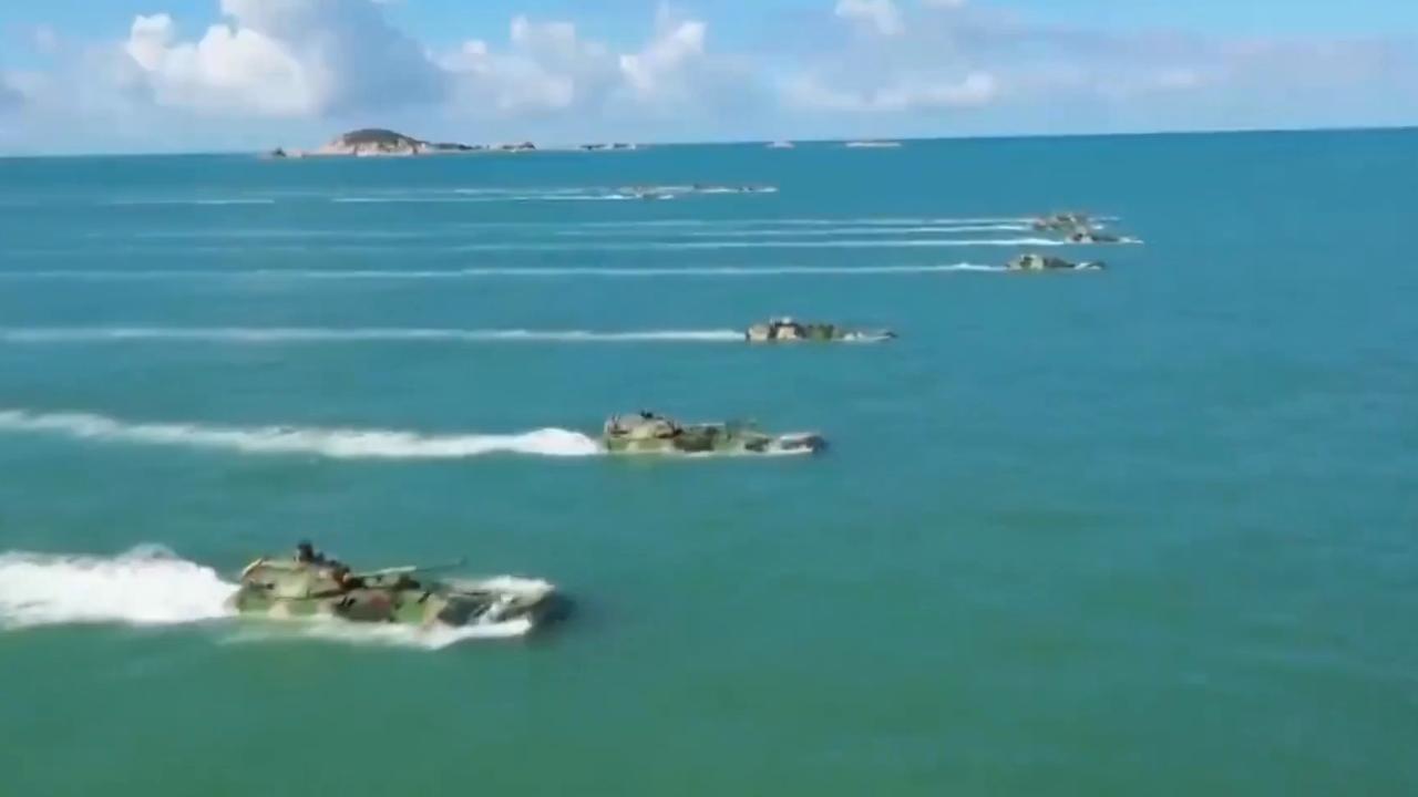 2025年10月16日，黄海海域再次掀起了热议的浪潮。青岛海事局发布航行警告，1