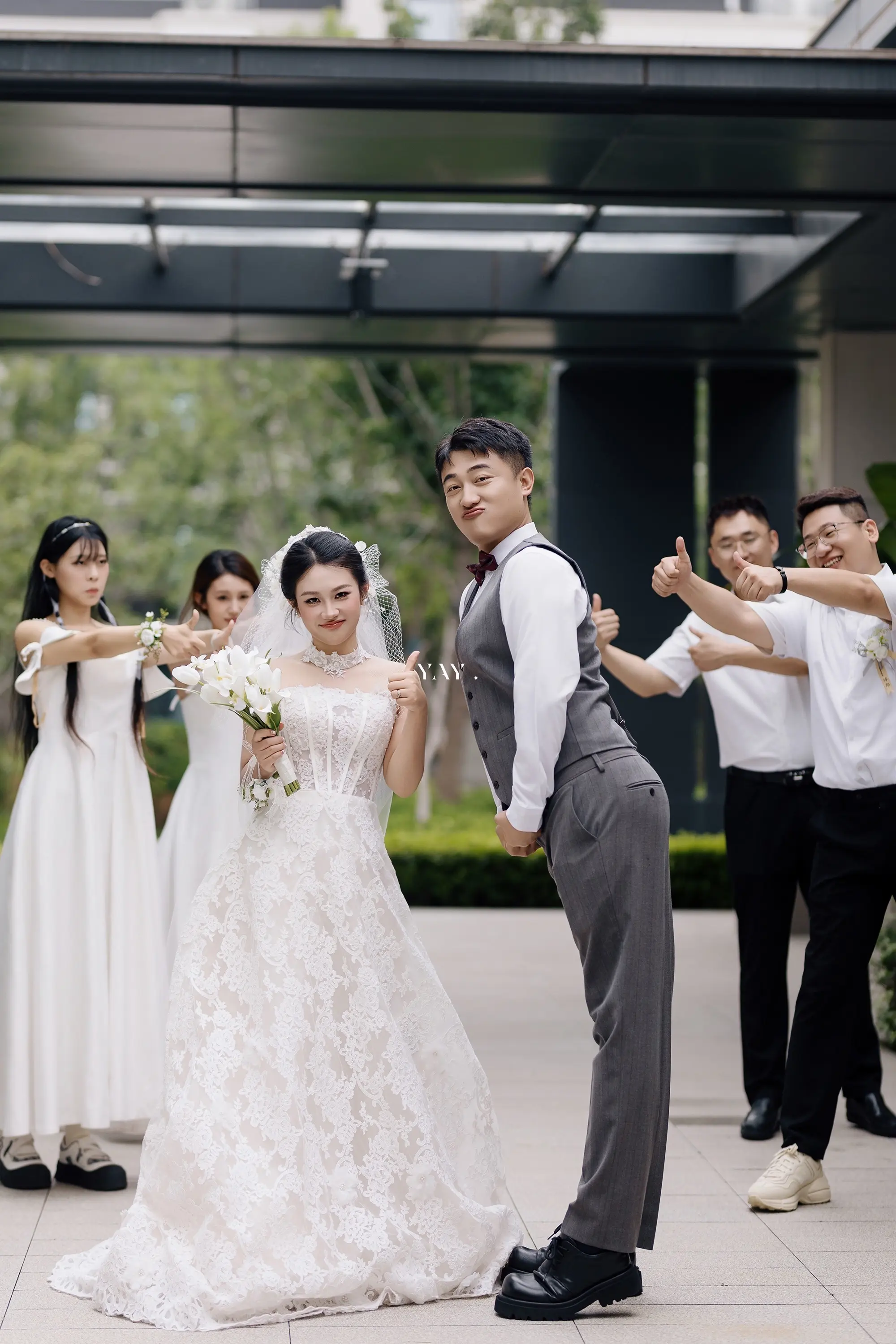 新娘说 …闲着也是闲着。那就结个婚吧！