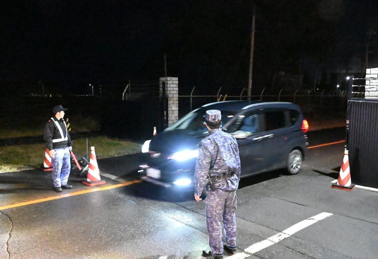 12月8日23时15分，日本青森县东方沖发生7.6级地震（最大震度6强）。地震引