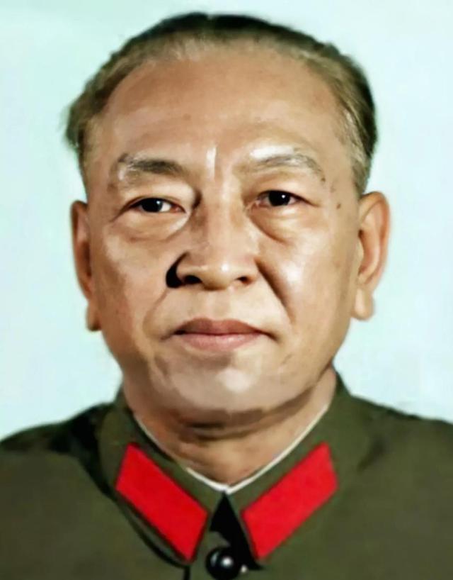 建国后，陈明仁见到了耿飚，对他说，当年打赌，你赢了，我输了，我请客。原来早在19