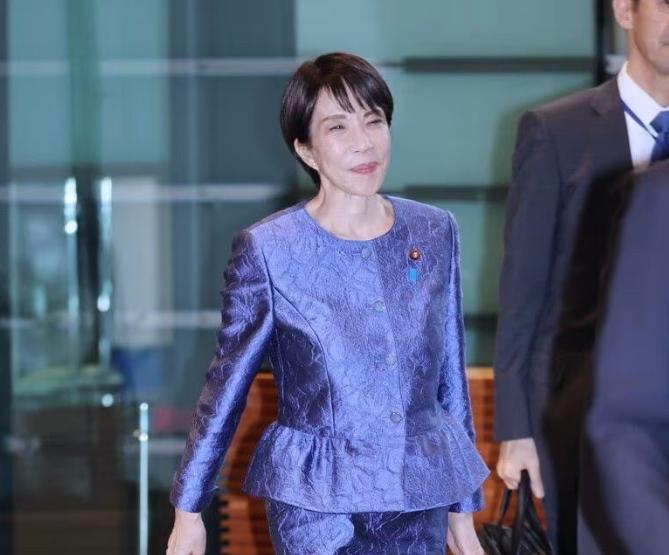 没人理，日本喊话中国

当地时间12月25日，日本首相高市早苗在东京发表演讲。