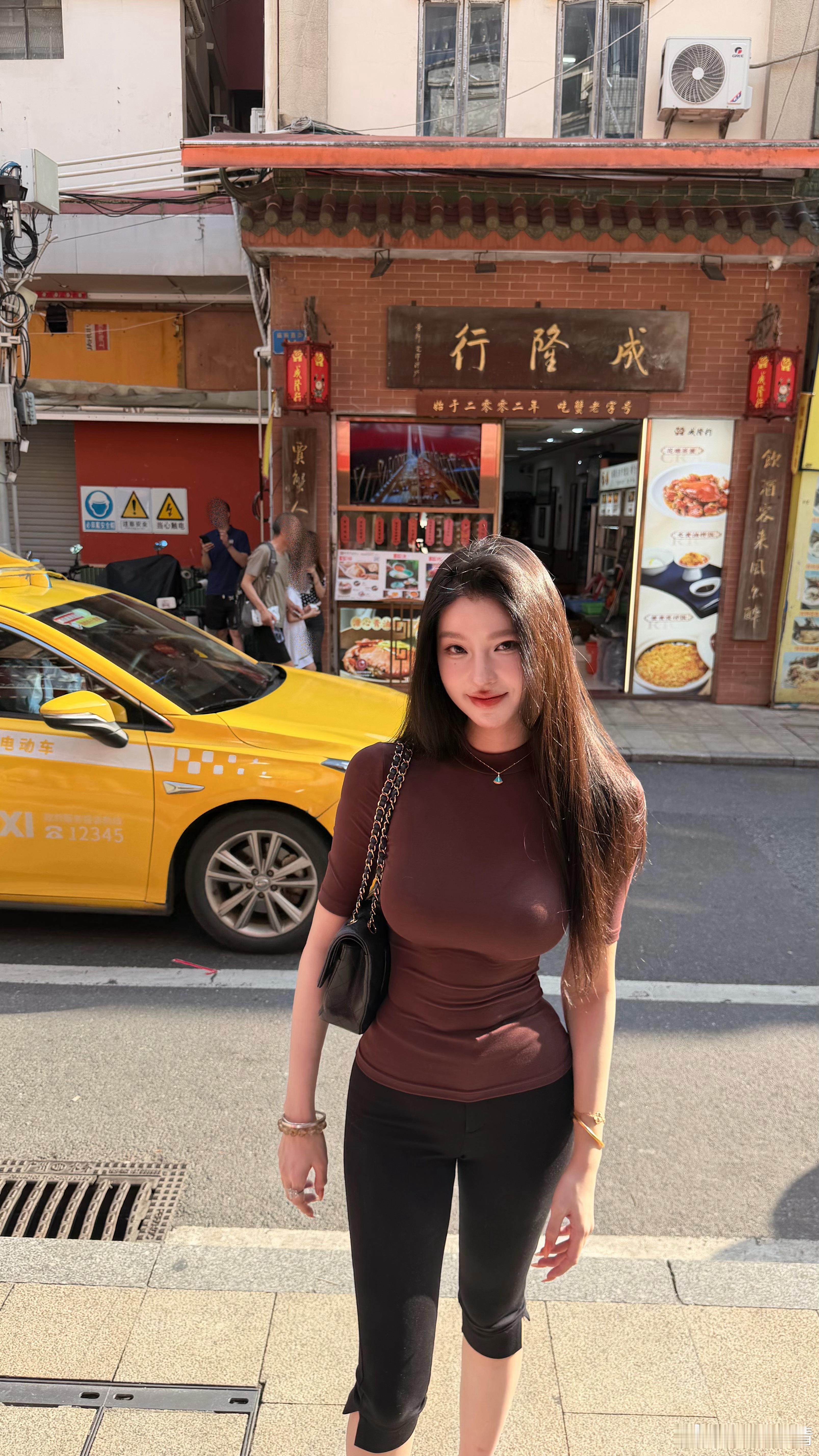 如此美萌的女人上天入地只有我一个 