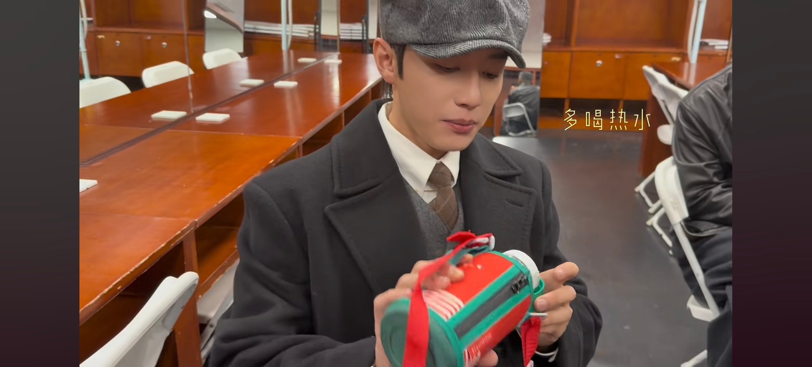 可以切换无数个状态的老代咋办捏每个状态都好萌… 