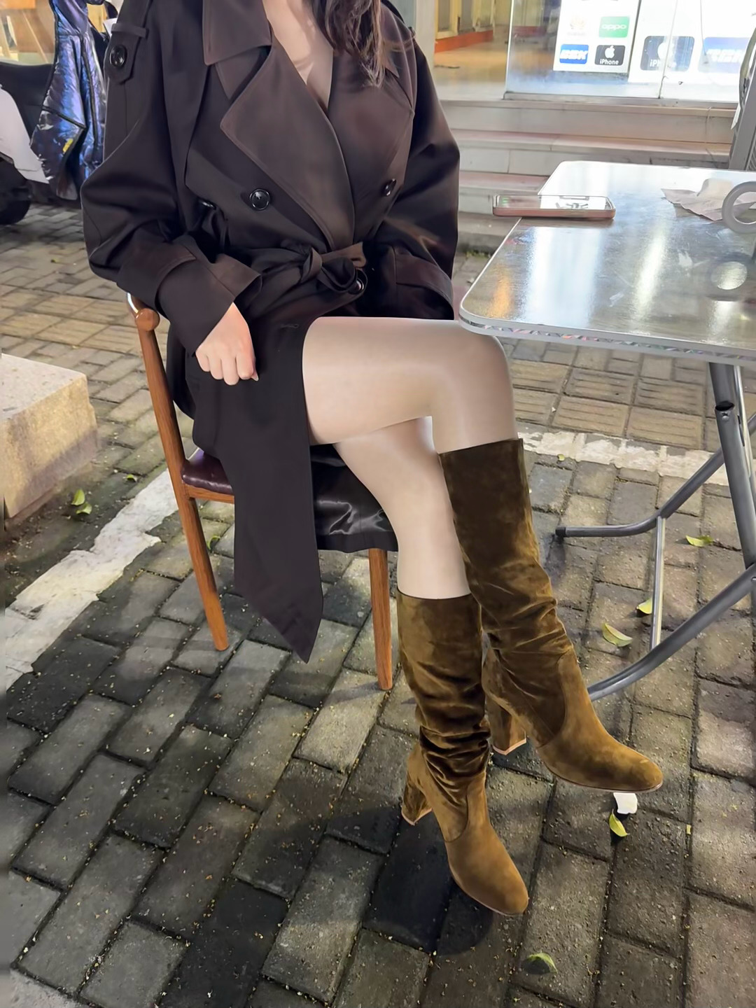 夫人的靴子，大衣内别有洞天 ​​​