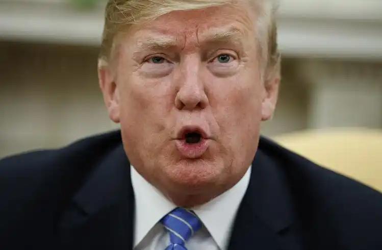 谁说只有中国有人情事故！
你看爱泼斯坦案流露出的文件，那可是把人走茶凉演绎到了极