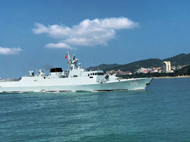 中国反舰导弹打美国军舰无一命中？早就经过实战证明，真没那么差