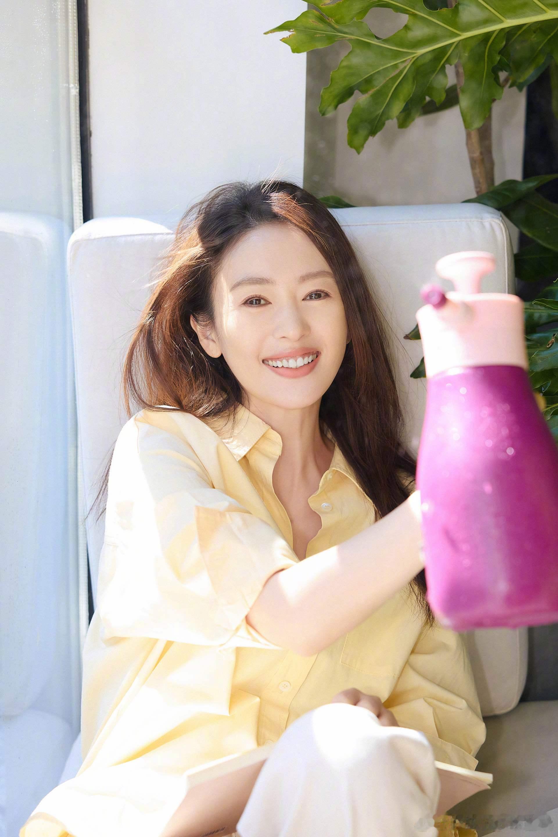 童谣的沉稳、蒋欣的热烈、黄明昊的朝气，再加上付辛博的特别加盟，四人带着不同表演风