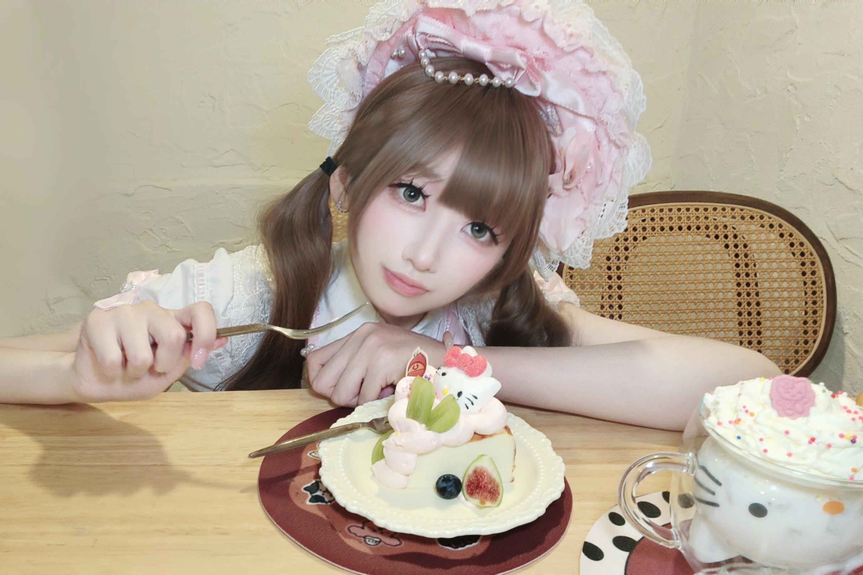 我承认我说话无聊还爱卖点烂萌(๑⃙⃘⁃̀⩊⁃́๑⃙⃘)