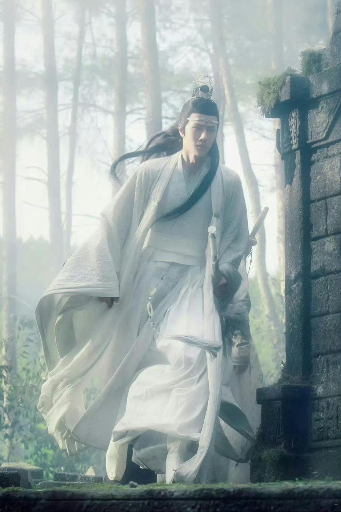 第一次见陈情官博这张图的时候 太神了 适配度扑面而来 特别喜欢[爱慕][爱慕] 