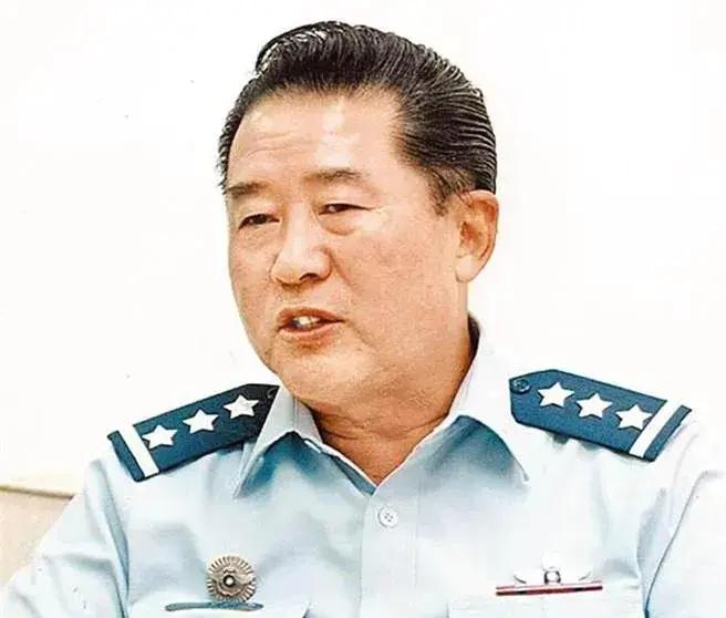 6月3日，台湾原陆军司令，退役上将夏瀛洲说：日本和菲律宾在台湾东部海域划所谓的专