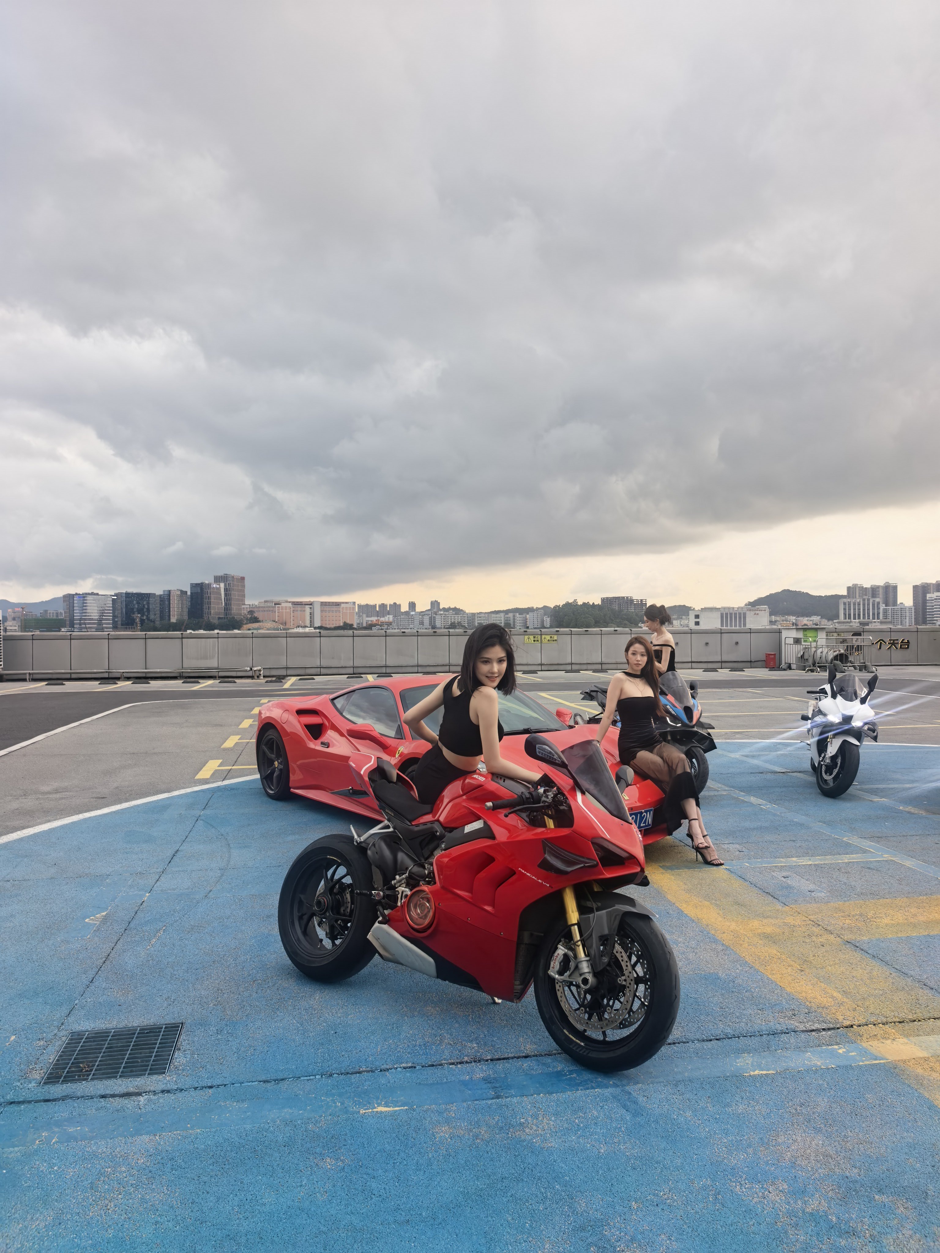 分享图片 深圳·空中的士私人飞机城市展厅