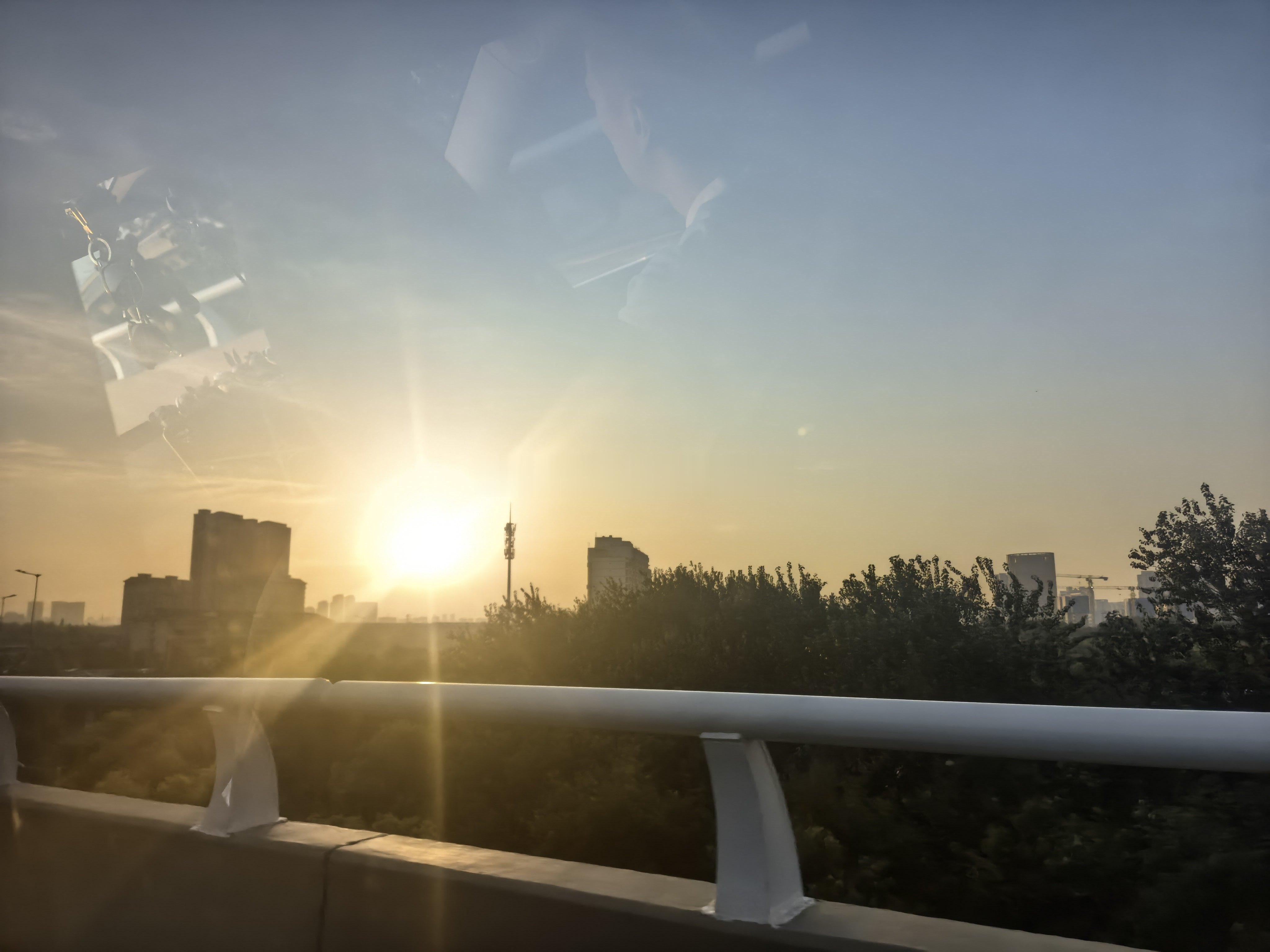 晨曦微露，朝霞相伴，项目旅行，再次出发。 
