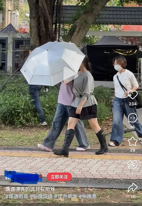 沈月精修VS生图 这个体态是镜头畸变吗 