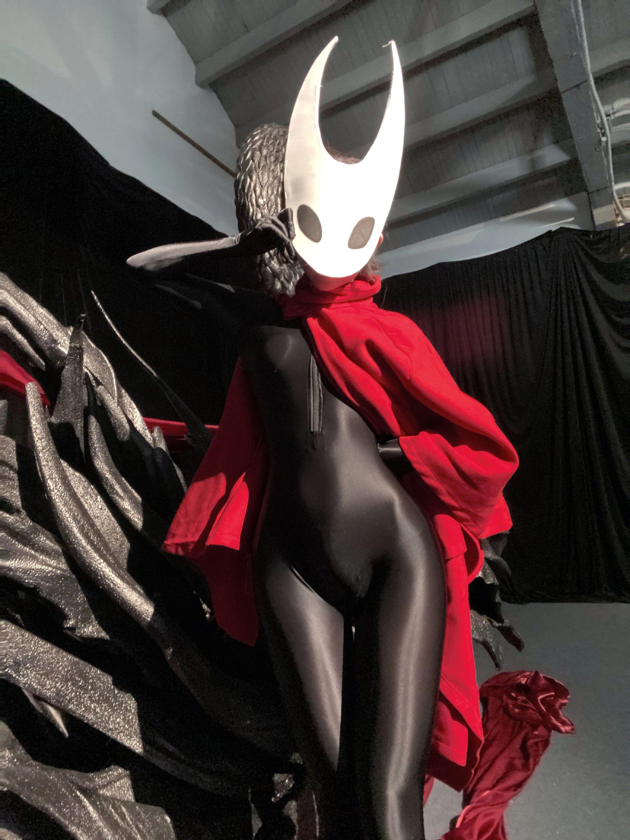 嘎啦嘛！！     （cos了大黄蜂 ooc致歉 重发一下）