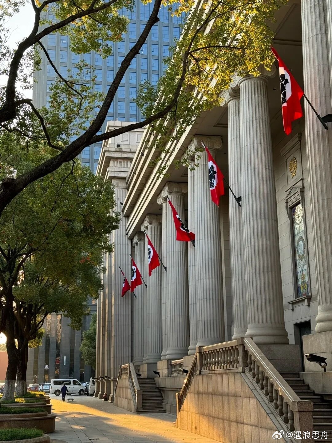 海澜之家被暂停全军采购资格喜欢cosplay的海记这把有点拉啊