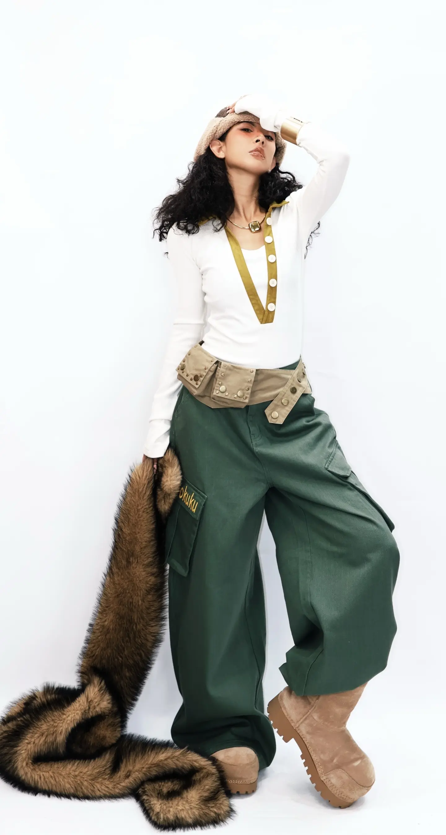 军绿色，拽拽的，野野的！