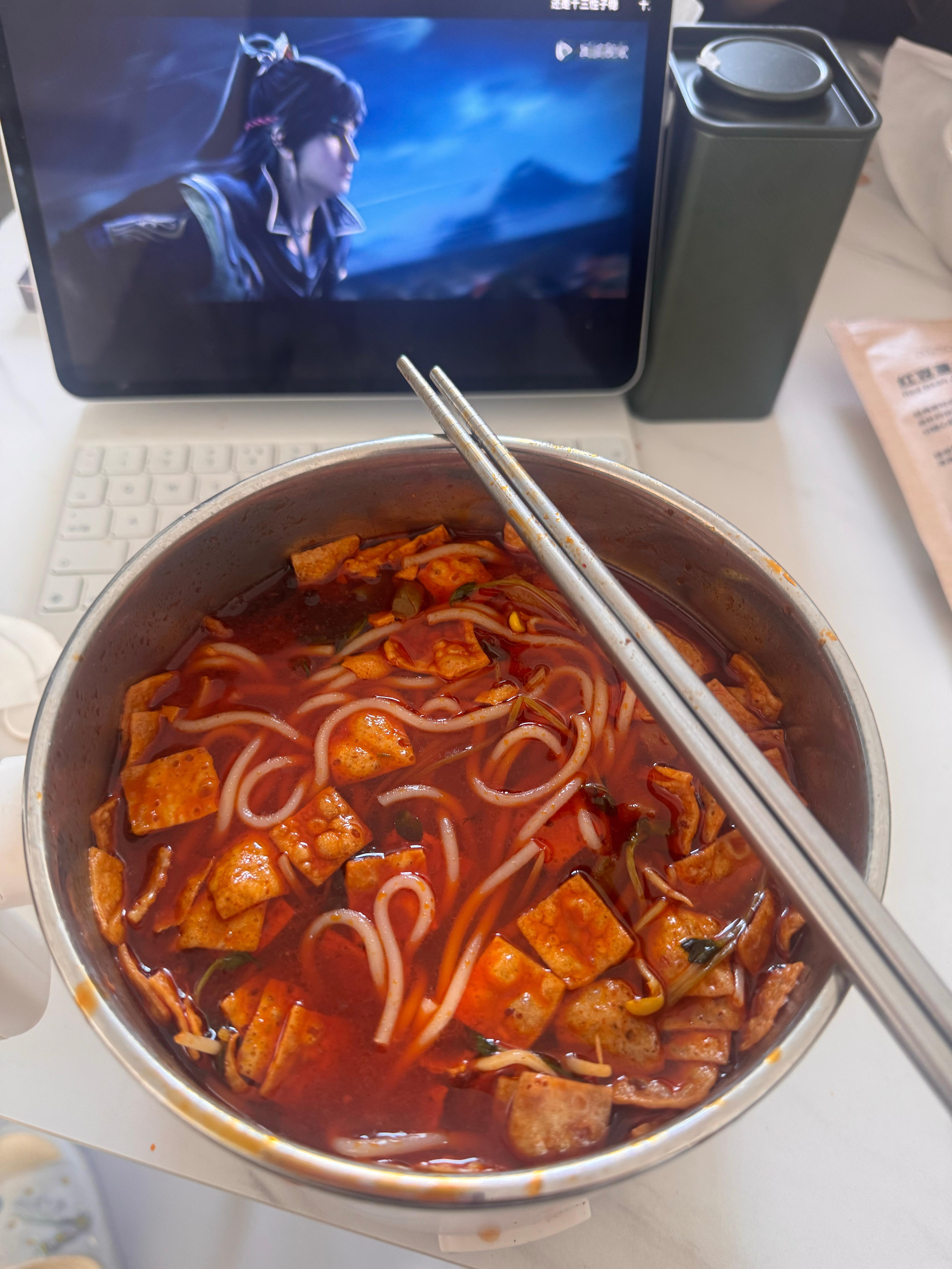 早上吃了螺狮粉！晚餐就是p3了！ 