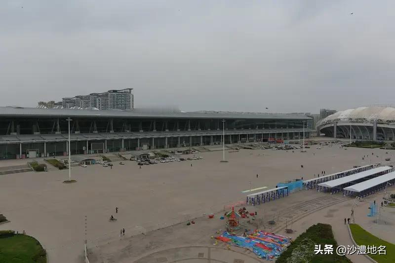  
漯河食博会开始了！
主会场（会展中心）：4月19日—4月21日漯河食品博会 