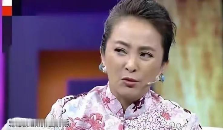 提到电视剧的“恶婆婆专业户”，非李勤勤莫属。她曾公开放话不嫁中国男人，第一任丈夫