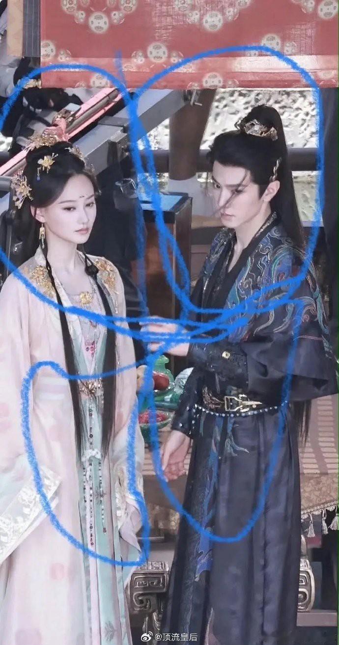 陈哲远超适合古装，只是他身旁这人是谁呀[哆啦A梦害怕] 