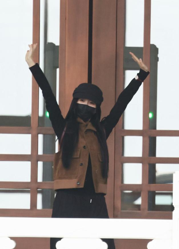 虞书欣将出席redgala盛典！
虞书欣从去年风波以后，线下活动一直被举报，线上