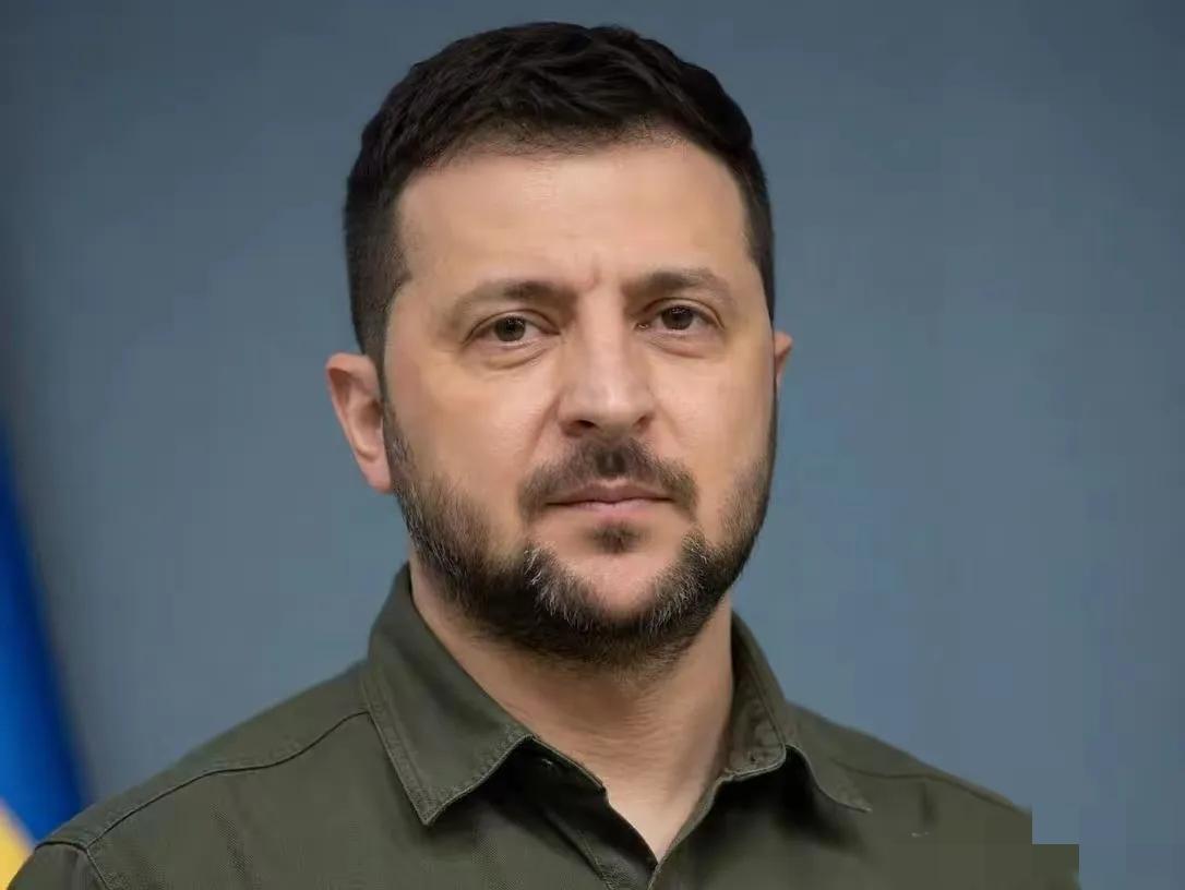 乌克兰正式宣布了！
4月27日，乌克兰总统泽连斯基向最高拉达正式递交法案，决意将