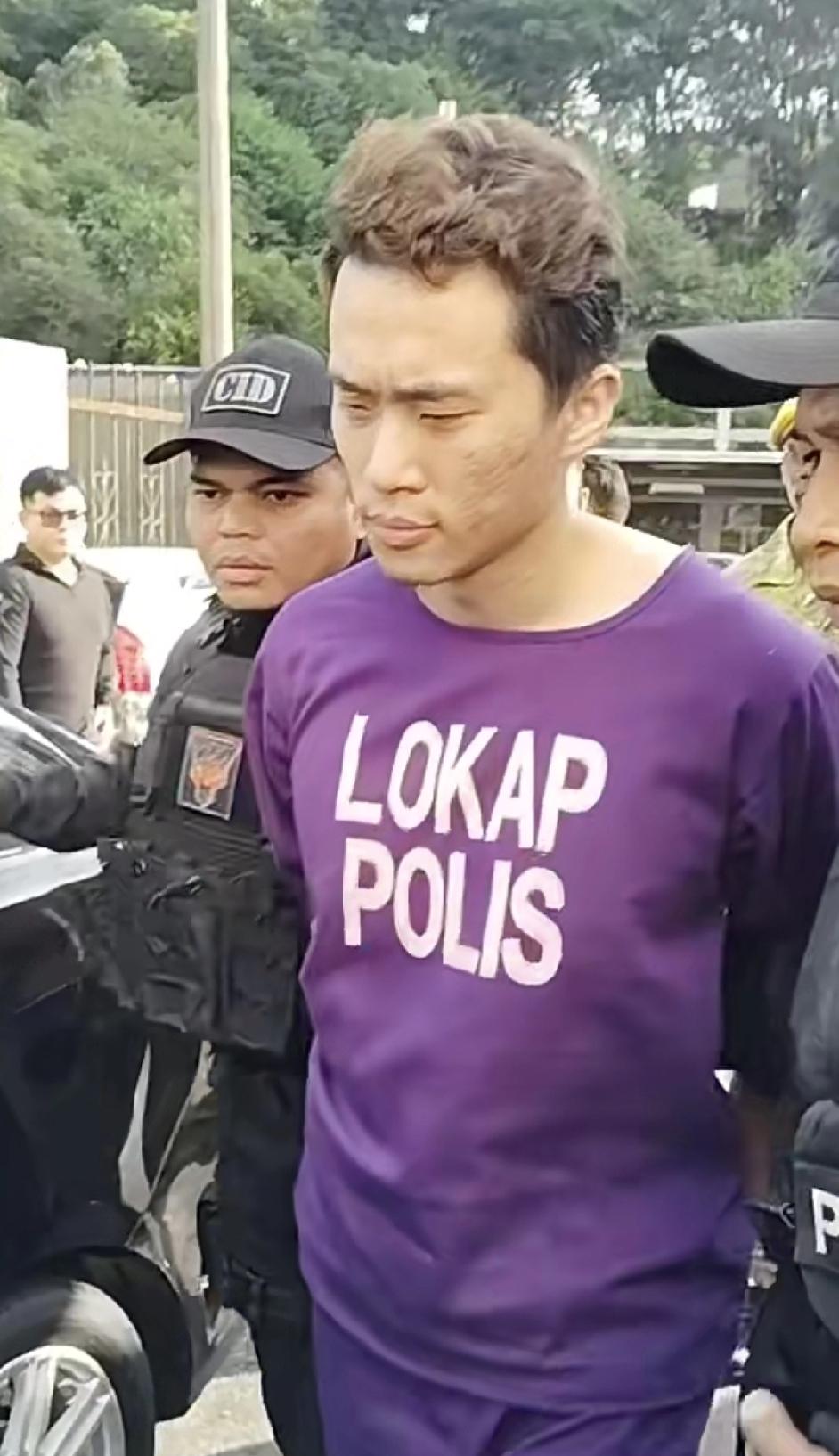 马来西亚新山酿上月月底母子被害案的嫌犯是家里男主，一名个头很高的33岁医生。
这