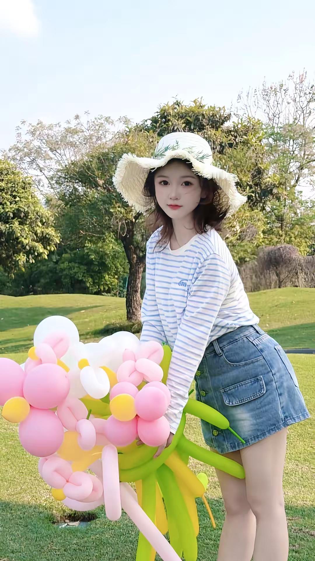 遇见了你我就不遗憾蓝花气球少女