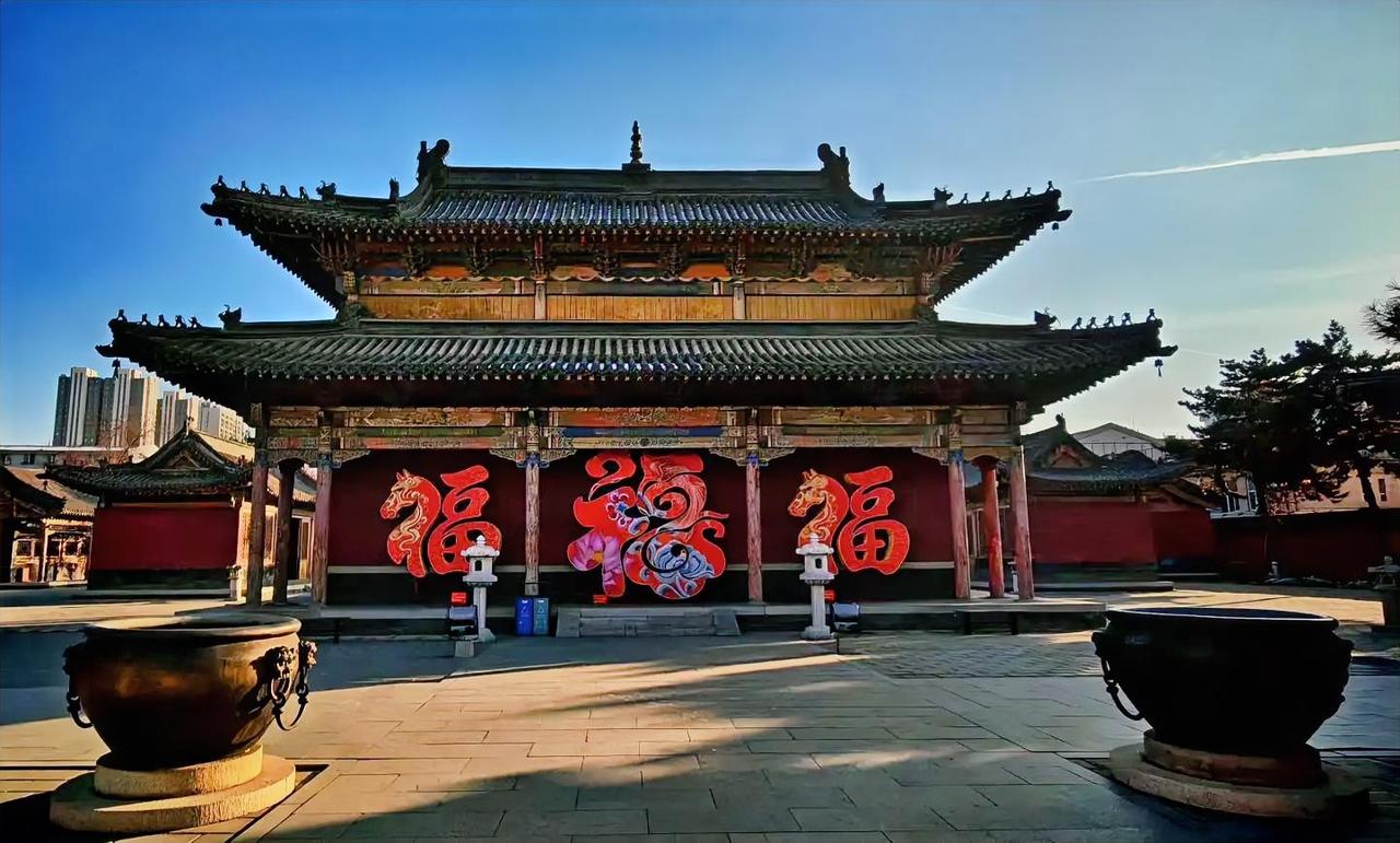 不管善良给你带来了什么，
你尽管你的善良，
这个东西是摸不着，看不到的，
但是让