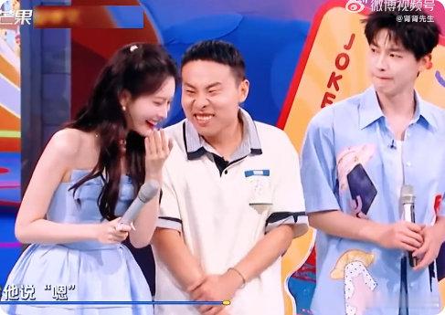 徐志胜[超话]孟子义[超话]徐志胜孟子义在线训小狗看徐志胜和孟子义跟小狗互动也太