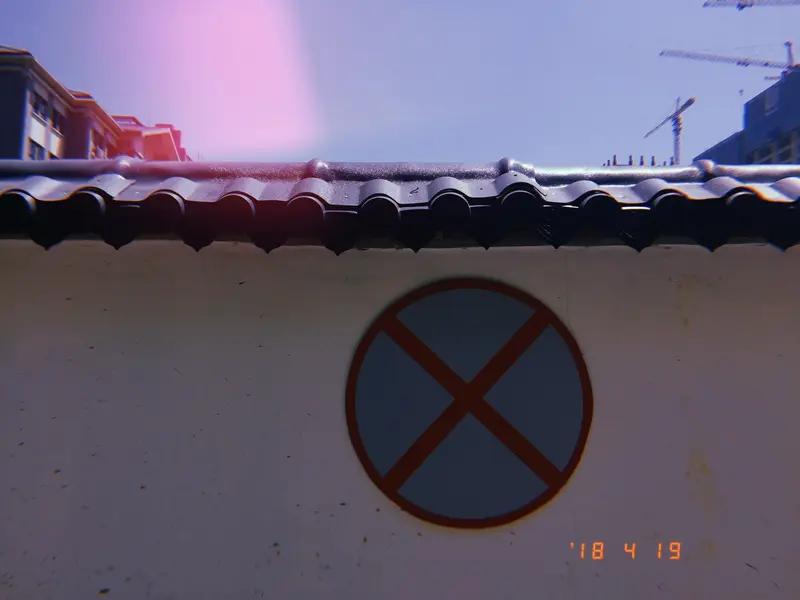 日子忙忙碌碌，咱常常在焦虑和纠结里打转，都忘了问问自己：今天笑了吗？笑可不是因为