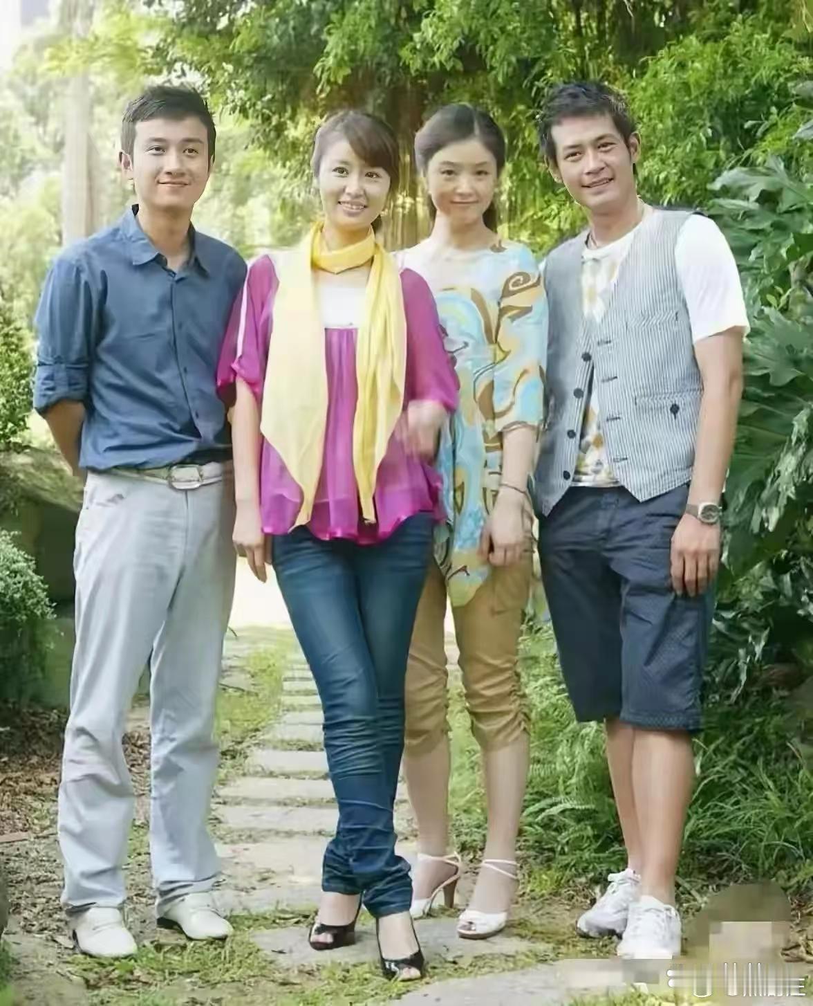 20年前，明星也穿得挺土的。 