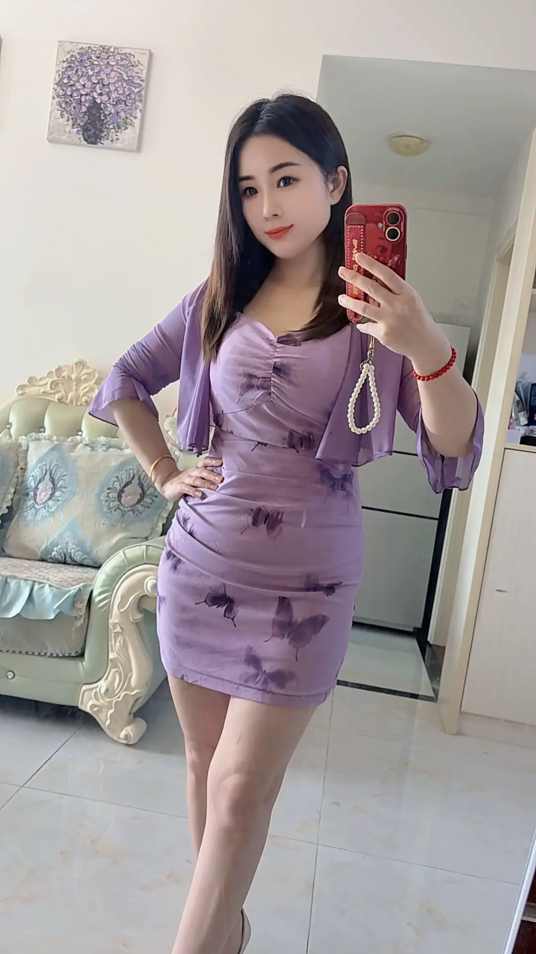 你信不信一物降一物，你爱而不得的那个人或许在别人那里也卑微的像条狗