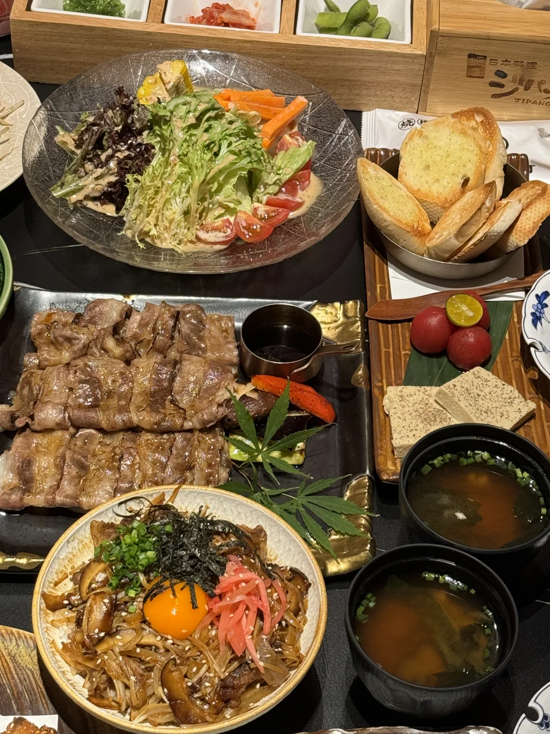 在居酒屋吃到了人生日料～