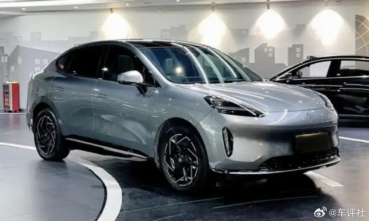 汽车315线上车展 【昊铂HT动力电池续航异常 方向盘异响】有网友投诉称，他购买