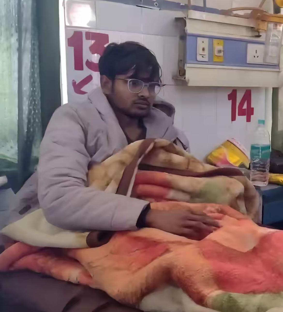 “是个狠人！”印度一名24岁男子，想要进入医学院，但是参加两次考试都没有通过。没