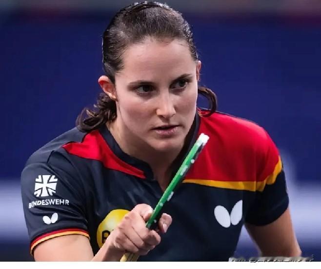 乒乓球混合团体世界杯第二轮循环赛，德国队VS克罗地亚。
  第二盘沙宾•温特VS