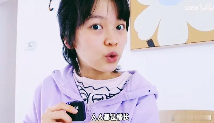 拉宏桑毕业典礼拍到了人生照片照片平平无奇，但纪念意义拉满，定格难忘的毕业时刻，往