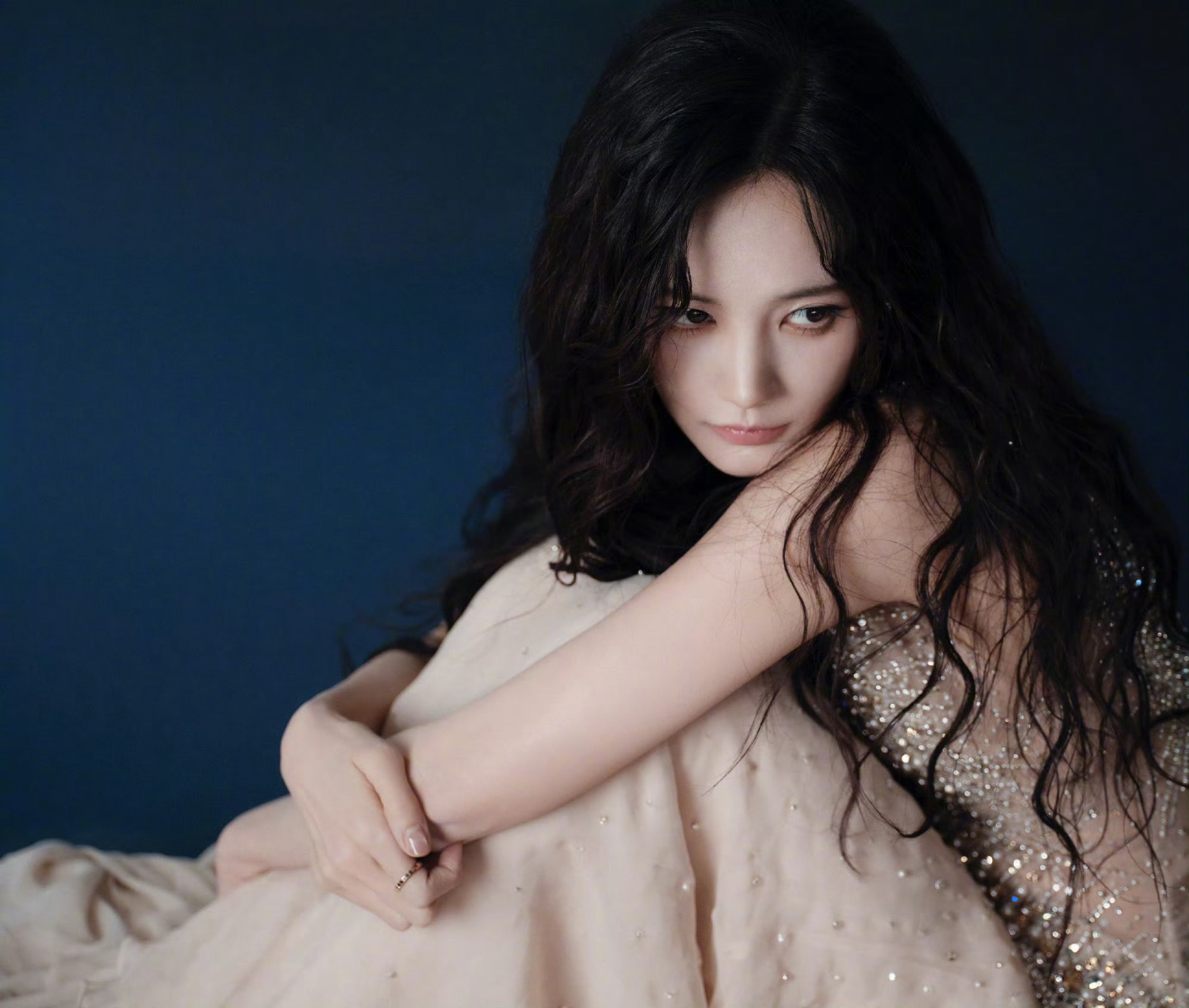 传下去李一桐上岸了 洗把脸就来的美感，素颜系美女天花板