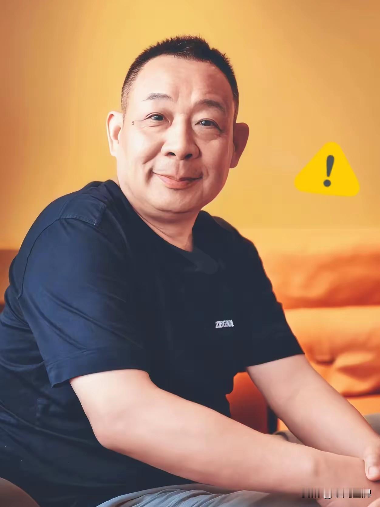 于东来这回算是彻底不装了，直接把那张看似体面的桌子给掀了个底朝天，把国货圈那块遮