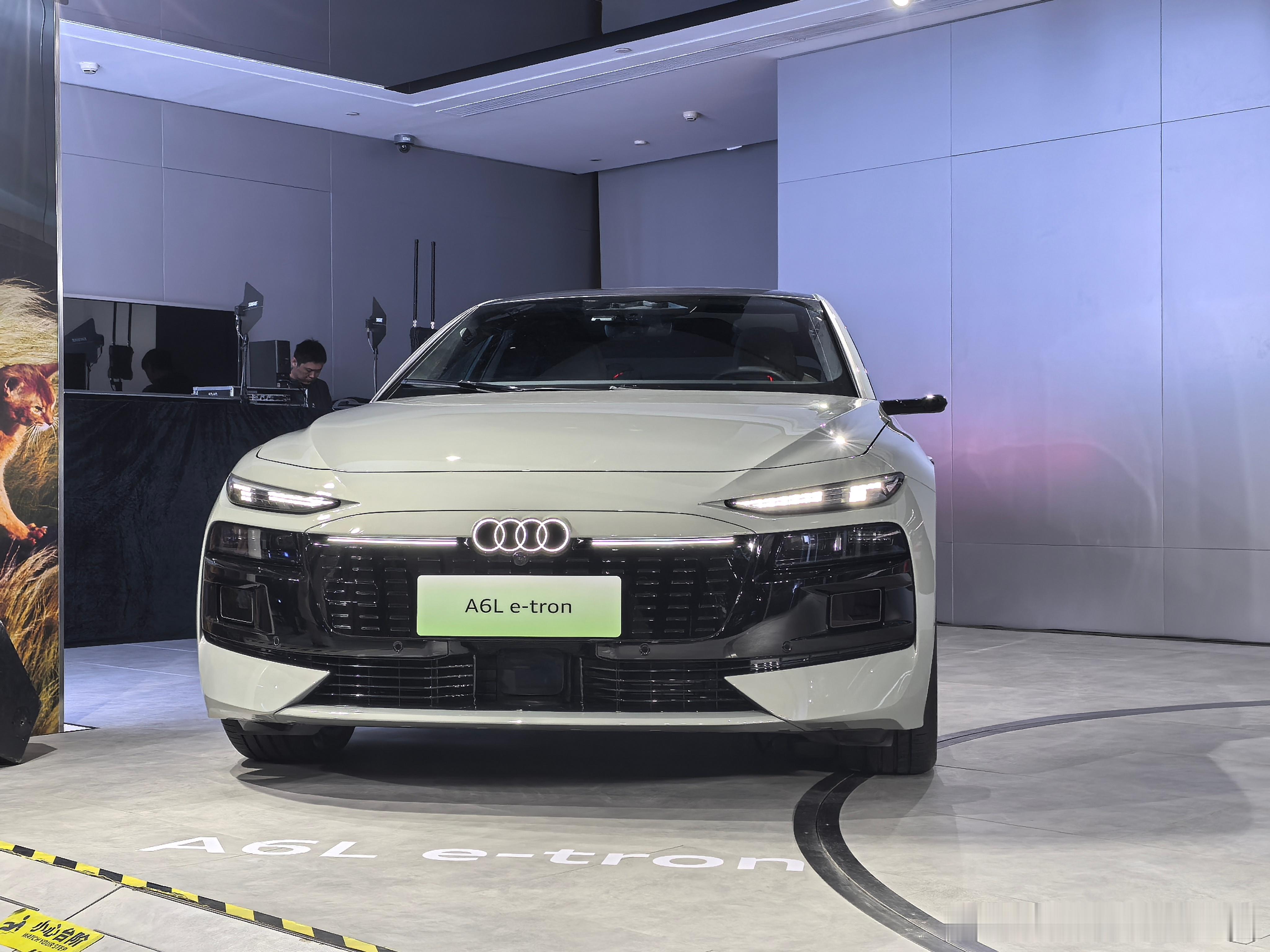 奥迪A6L纯电版，这个设计如何？奥迪