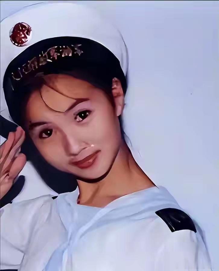 “万人迷”陈好：30岁嫁给二婚刘海峰，婚后连生3胎现在幸福不己 