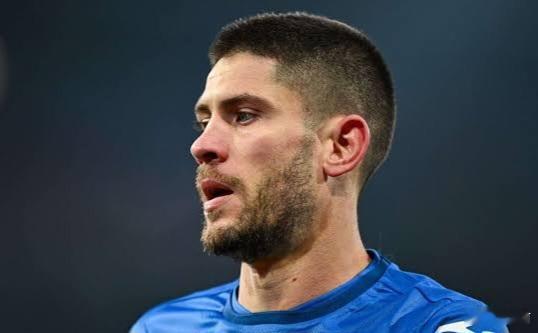 凭借克拉马里奇的两粒点球进球，霍芬海姆2比1战胜多特蒙德。这名克罗地亚前锋本赛季