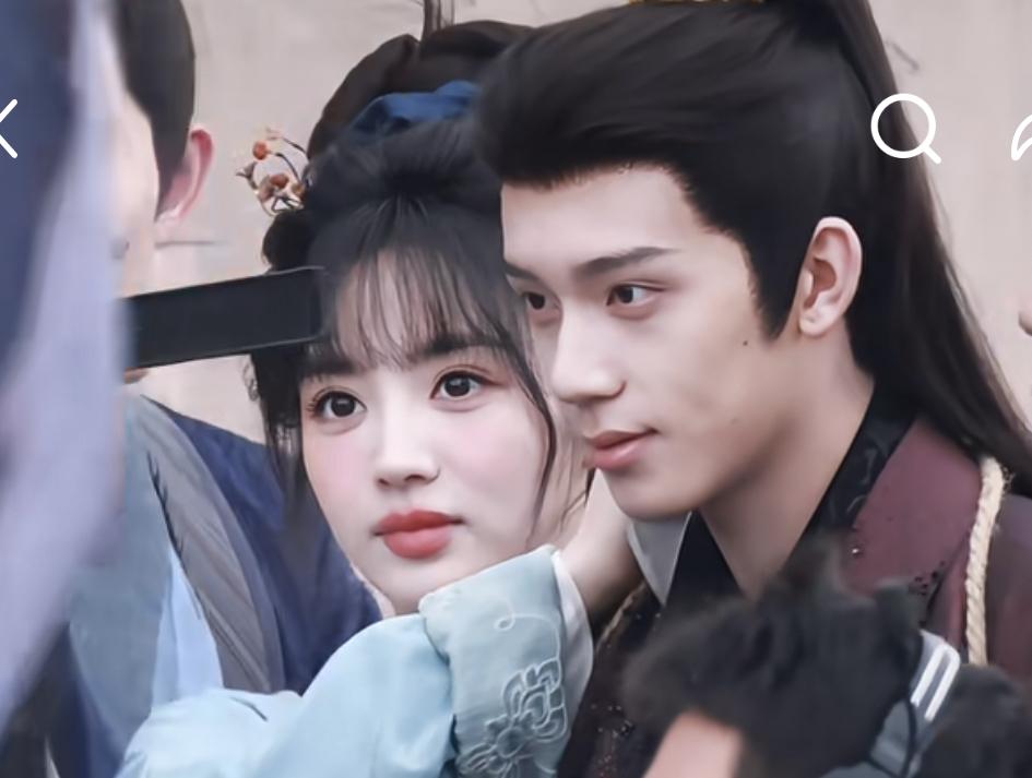 重活一世，随元青还是没逃不过被扒裤子啊……

长玉和随元青做了同学，随元青没事儿