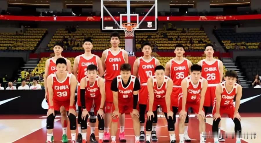 张宁，徐杰被淘汰，郭士强指导的选人标准看不懂！

近期，FIBA官方公布了出战男