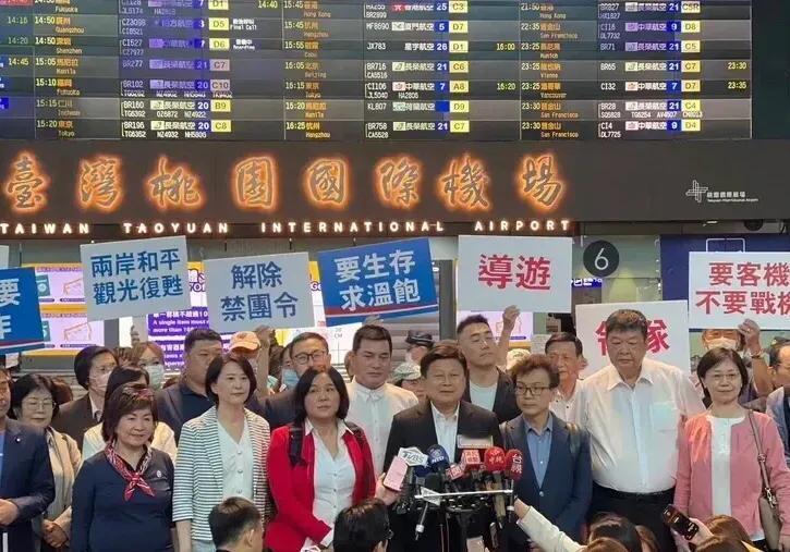 傅崐萁访问大陆的代表团有17人之多，目前已经在北京参访，我们来看看这17人名单。