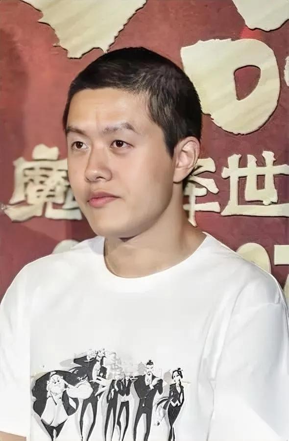 哪吒2获奖有隐情？

定睛一看有玄机！

这奖与其说是颁给实力，不如说是颁给票房